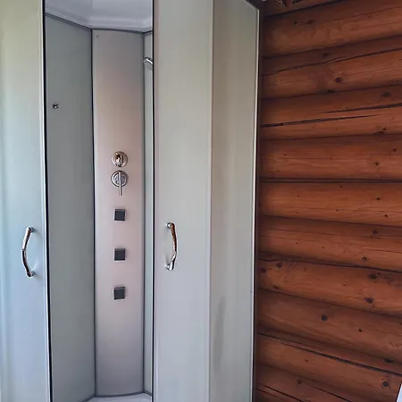 Landhaus Сонячний Лаз Poljana