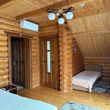 Сонячний Лаз Country house Polyana (Transcarpathia)