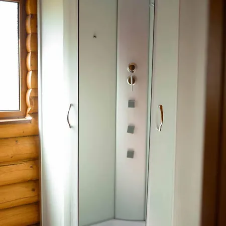 сонячний лаз * Polyana (Transcarpathia)