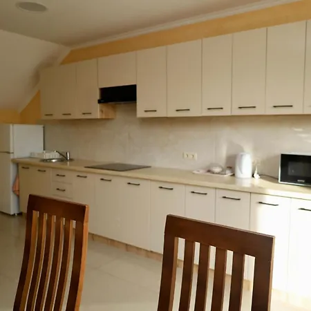 Kır Evi сонячний лаз *